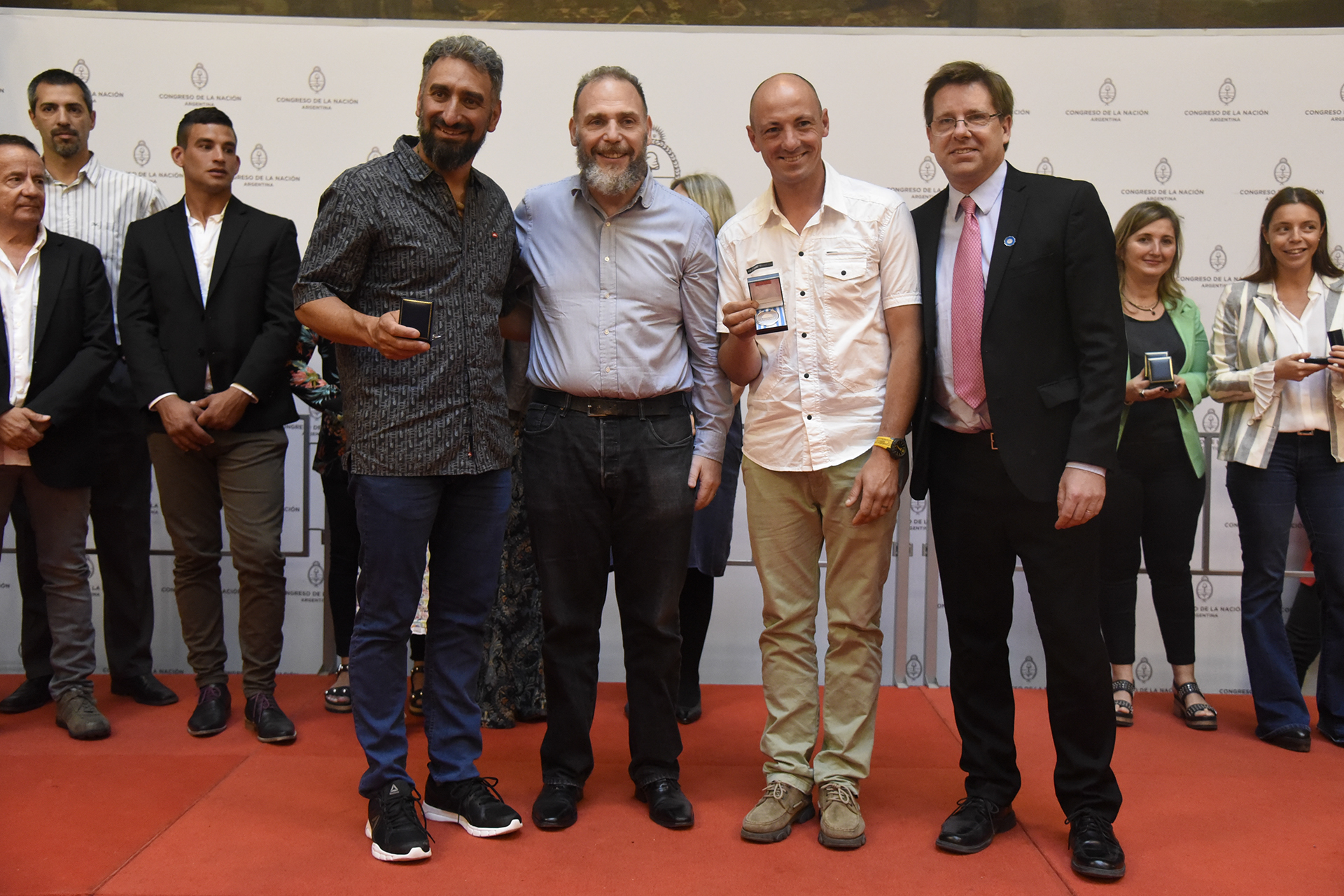 Galeria de imagenes de la noticia DERRIBANDO BARRERAS: EMOTIVO HOMENAJE A ATLETAS DEL DESAFÍO SUMMIT ACONCAGUA 2018